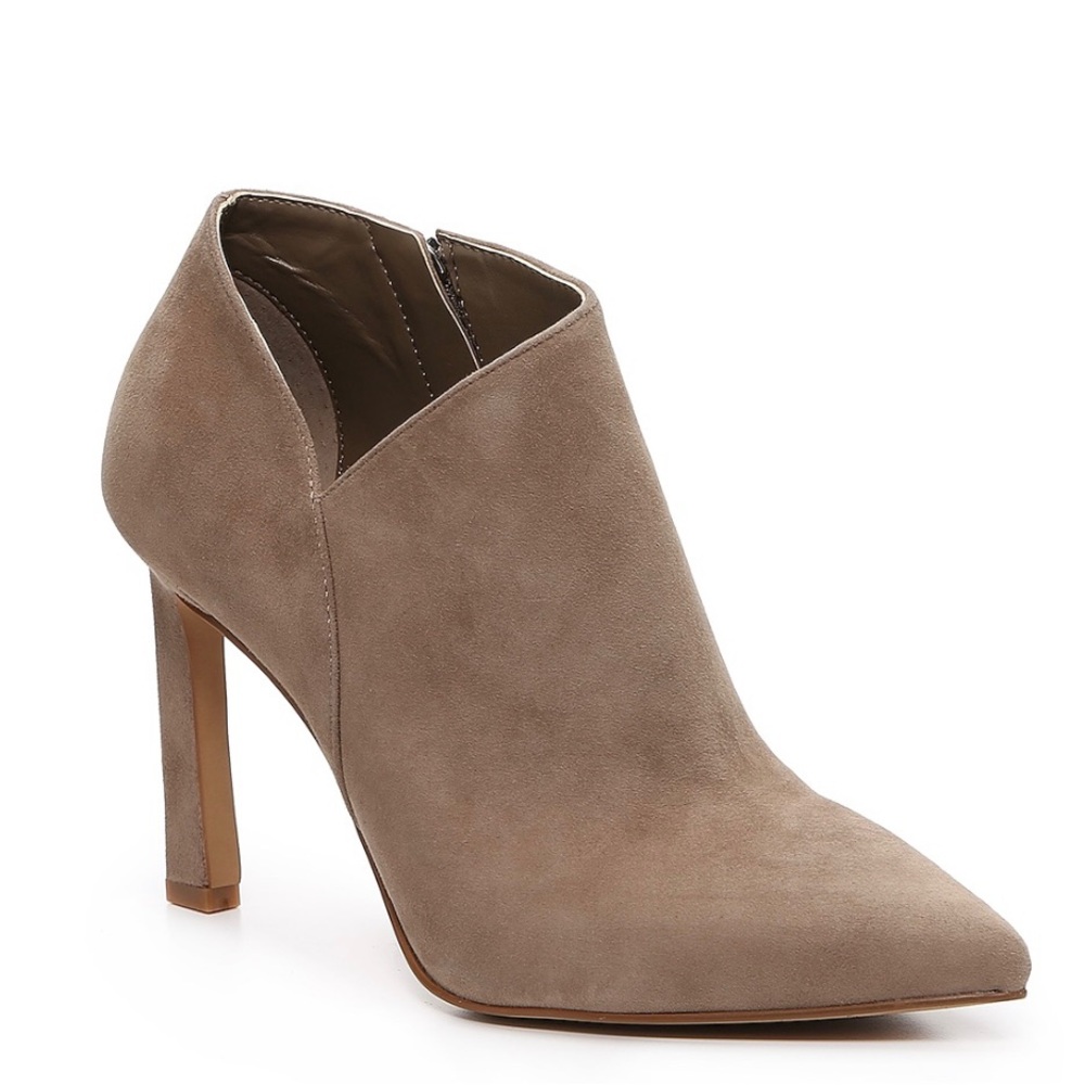 Women’s bootie sz 11